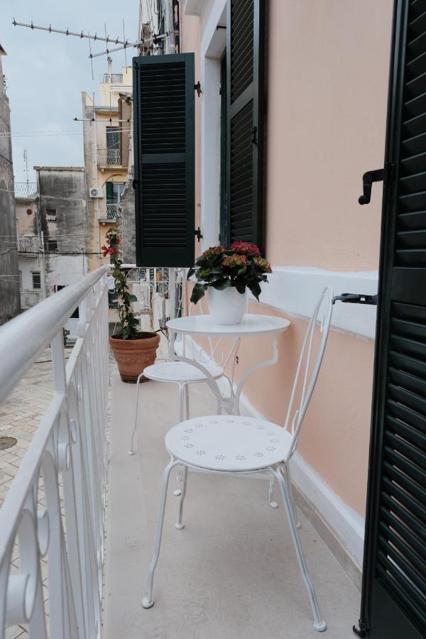 La Cantada - Renovated Apartment In Corfu Town Exterior photo